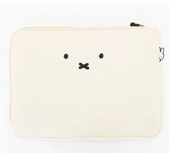 Laptop clearance sleeve pouch