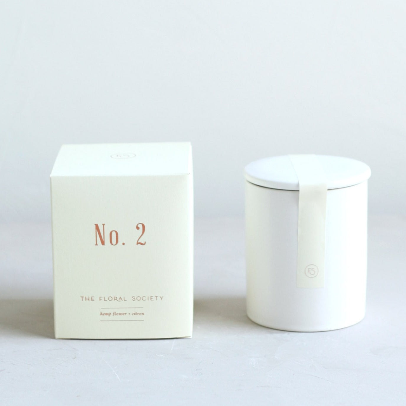 candle✣candle 　no2 No 2. Fragrant Candle - Hemp Flower & Citron | zillymonkwy