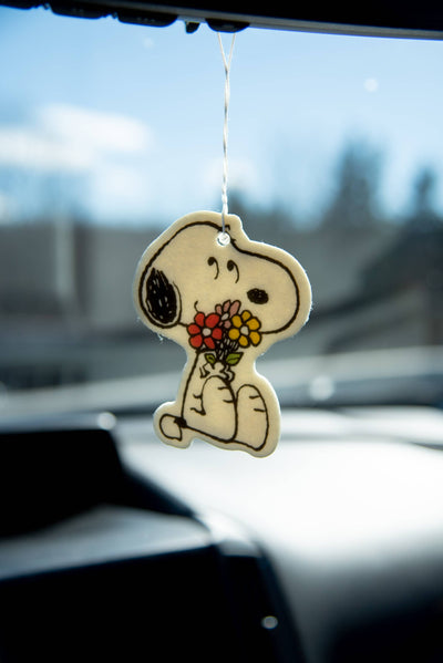 Peanuts Snoopy Flower Bouquet Car Air Freshener