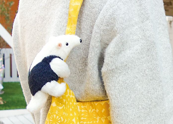 I Want to Stick To You: Anteater