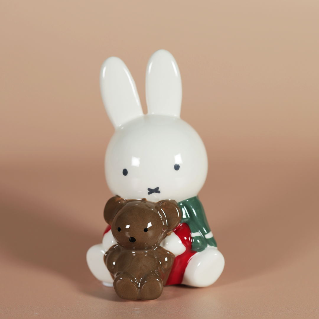 Miffy Winter Snuggles Figurine – zillymonkey