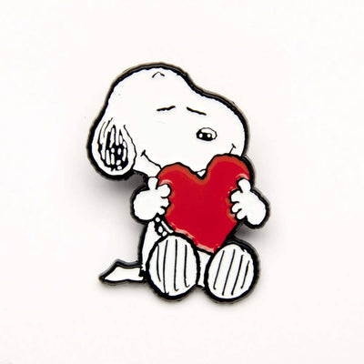 Peanuts Snoopy Give Hugs Pin - Heart