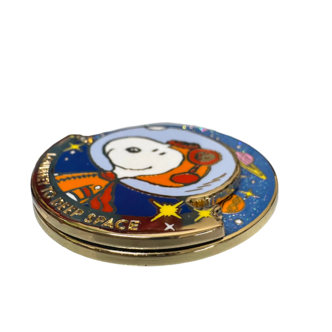 Peanuts Snoopy Large Space Spinning Pin – zillymonkey
