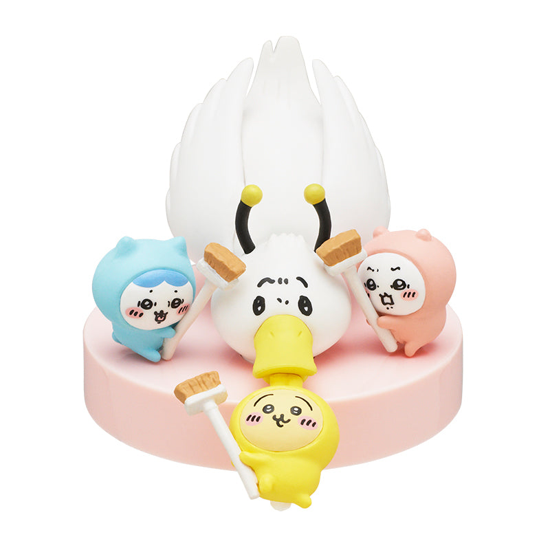 Chiikawa Fighting Scene Gashapon Capsules Toy - Alternatif pose pertarungan Chiikawa
