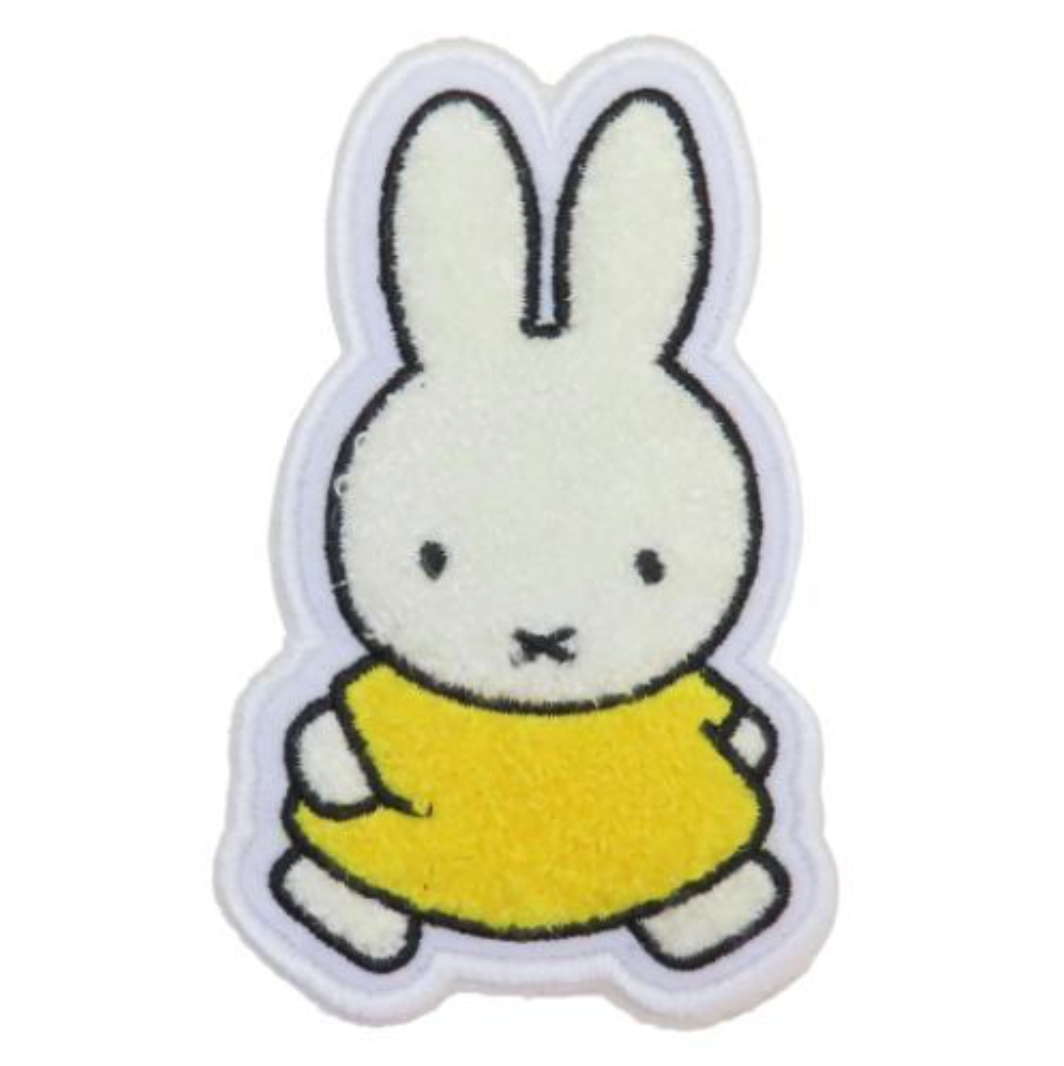 Miffy Terry Badge Pin - Miffy Walking