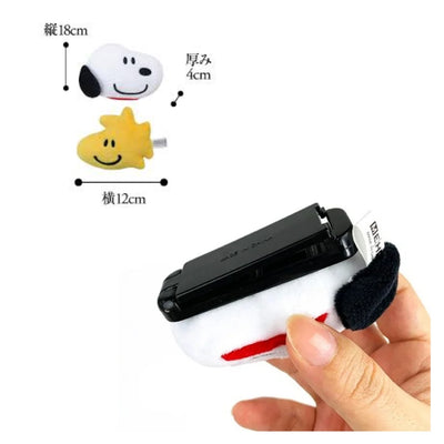 Snoopy Woodstock Seatbelt Clip Set