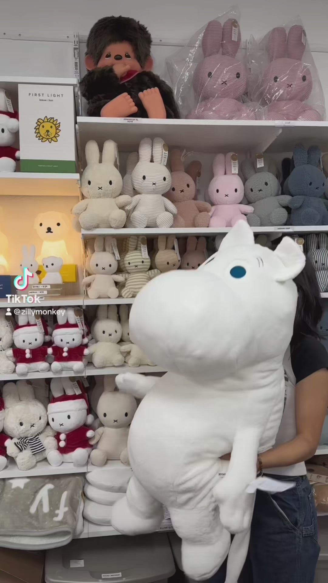 Extra large moomin plush online