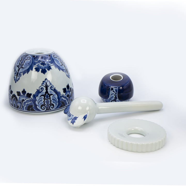 Royal Delft Proud Mary Flower Figurine Hand-Painted | zillymonkey