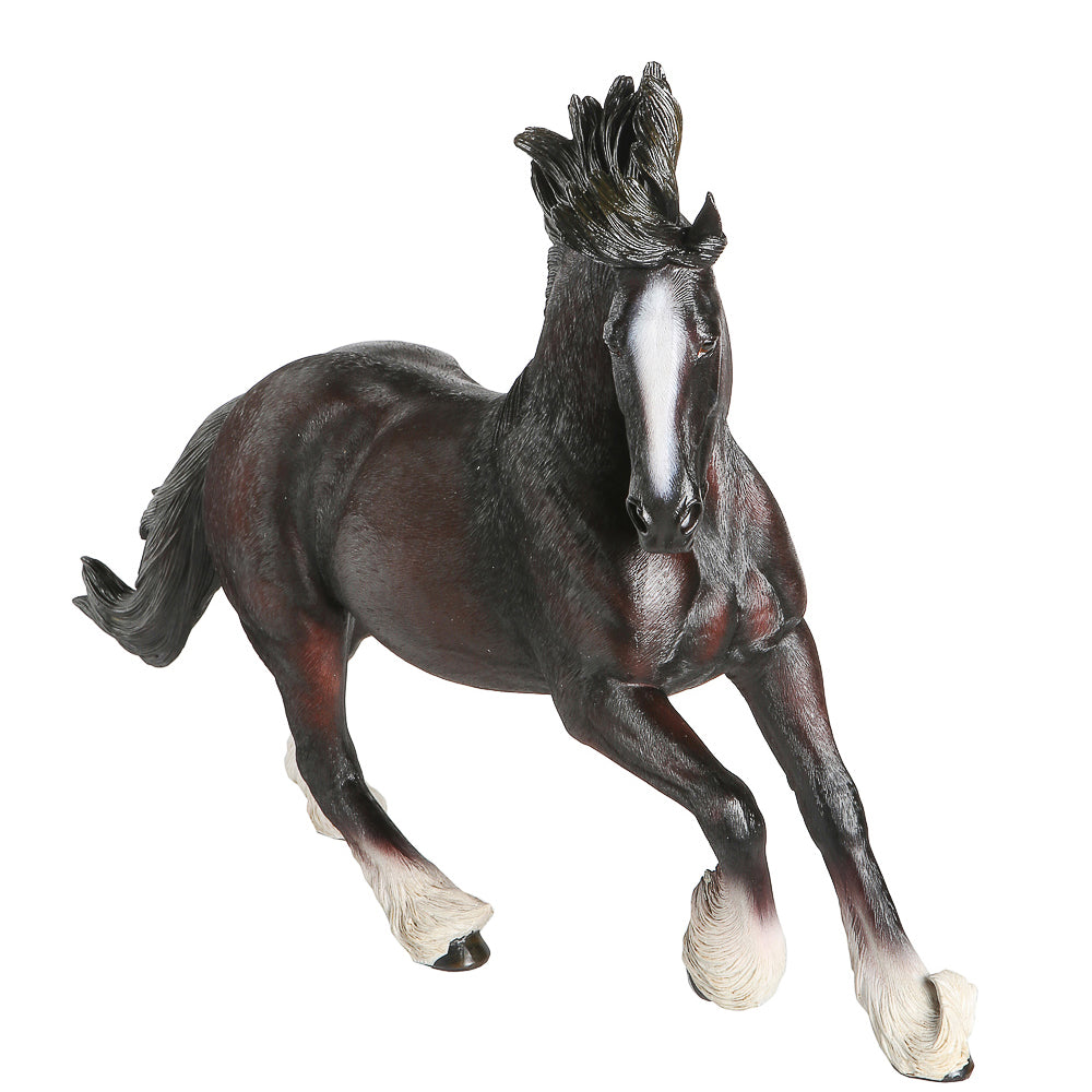 England Horse Statue 1:6 (4)